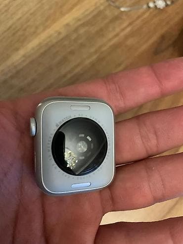 su despensoru: Az işlenib Yeni kimidir Pil 100% Apple Watch SE (2-ci nəsil) GPS, 40 — 2