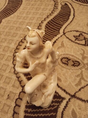 Fiqur, Keramika, rəng - Ağ