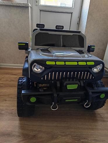 hot wheels ferrari: Uşaq üçün elektrikli off-road tipli maşın Yeni ve heç istifade — 1