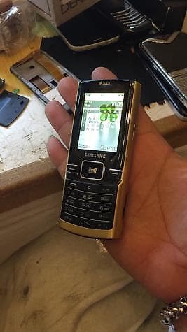 agdas telefon: Samsung D780 — 1