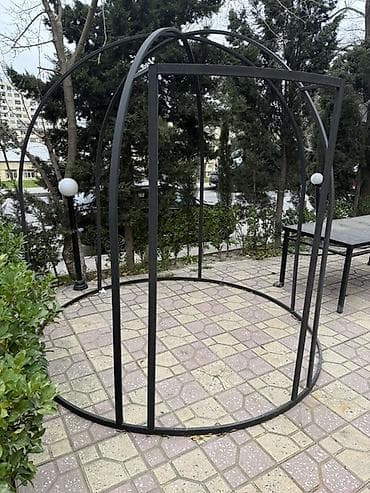 Metall bağ pavilyonu/arkası və masa dəsti - Material: toz boya ilə