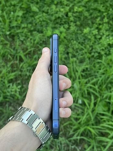 iphone 17 pro islenmis: IPhone 17 Pro. Özünə ideal telefon axdaranlar üçün. 256 GB. 95% pil — 4