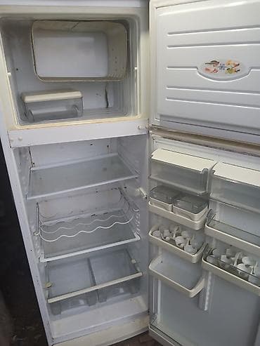 soyducu ev: İkiqapılı soyuducu - Üst hissə: dondurucu bölməsi, buzqabağı üçün rəf — 1