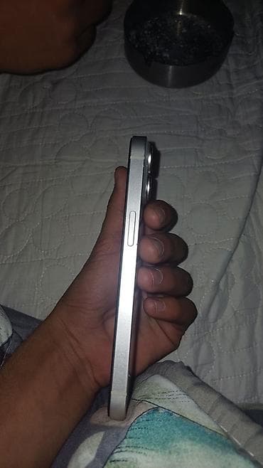 IPhone 14, 128 GB, Gümüşü — 4