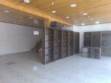 продажа коммерческой недвижимости: Şəhərin mərkəzinə yaxın ərazidə yerləşən iki mərtəbəli obyekt icarəyə — 9