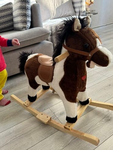 Akkumulyatorlar: Taxta yelləncək at – uşaq oyuncağı - Yumşaq, plyuş materialdan — 3