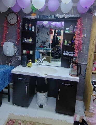 gül buket: Makiyaj üçün masa — 1