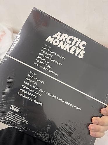 Velosiped ehtiyyat hissələri: Məhsul: Arctic Monkeys – “AM” vinil plastinka (12” LP) Xüsusiyyətlər — 2