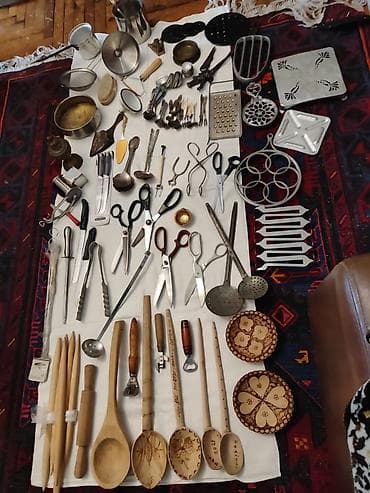 acar desti satilir: Mətbəx üçün böyük qarışıq alət dəsti herenin az qiymeti var. - — 1