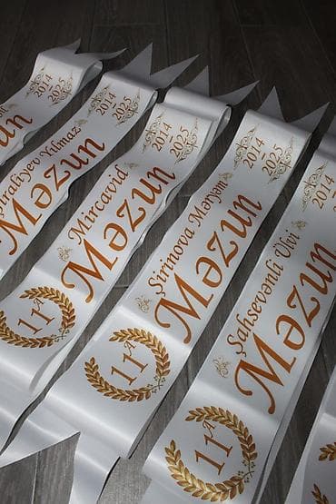 bakida en ucuz xalca yuma: Şekilsiz 3azn
Şekilli 3.30azn. 
Satış qruplarımız mövcuddur — 4