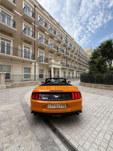 retro avtomobil satışı: Ford Mustang: 5 l | Kabriolet — 5