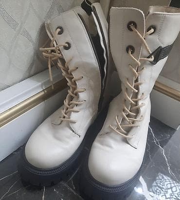 8 mart gulleri: Ölçü: 36, rəng - Ağ, Yeni — 2