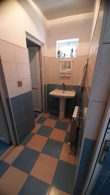 hovsanda heyet evler: Həyətyanı fərdi yaşayış evi - Geniş bağlı həyət: daşla döşənmiş — 10