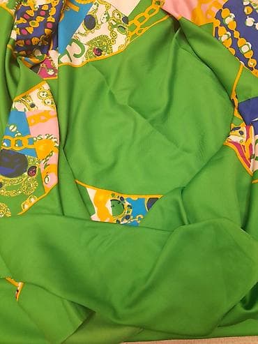 city coco: CHANEL Coco Mark 100% silk, Квадратный больших размеров шаль — 3