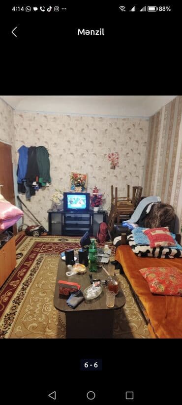 mənzil axtarıram: Menzil vasmoyada otaq yoldaşı axtarıram suyu qazı 24 saatdı kaminal — 1