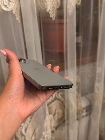 apple 5 s: IPhone 15 Pro Max, 256 GB, Natural Titanium, Barmaq izi, Simsiz şarj, Face ID — 1