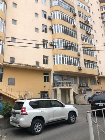 bina.az xirdalan: Rəşid Behbudov kücəsinə yaxın yeni tikili binanın altı, 2 girişi var — 8