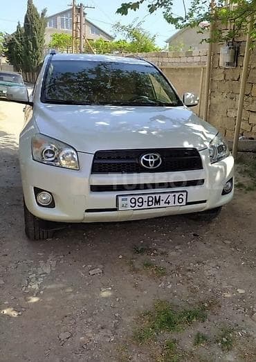 guzgusu: Toyota RAV4: 2.4 l | 2011 il Krossover — 9
