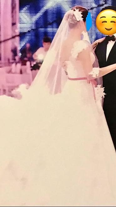 Toy paltarları və aksesuarları: Gəlinlik – klassik A-kəsim, bədən quruluşunu vurğulayan ətəkli model - — 2