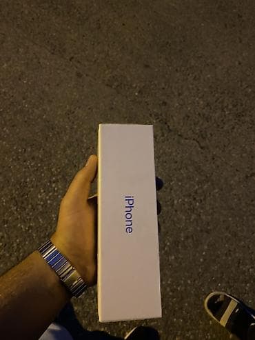 iphone 100: IPhone 11, 64 GB, Face ID — 3