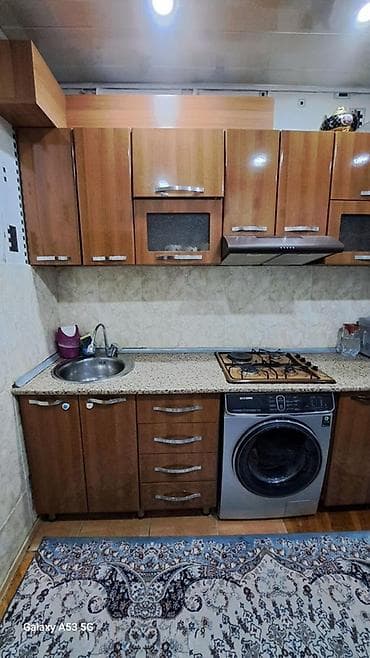 ev mebeleri: Seliqelidir, qaz peci, moyka, aspirator ustunde verilir. Elaqe — 2