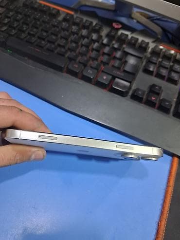 telefon a 10: IPhone 15 Pro, 128 GB, White Titanium — 2