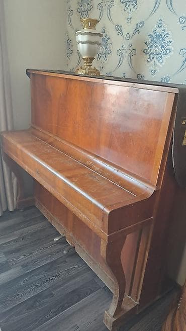Musiqi alətləri: Belarus pianino – klassik taxta korpus - Növ: Akustik dikey pianino - — 1