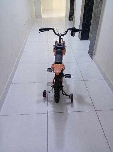 Uşaq velosipedi – idman motosikleti üslubunda, portağal rəngli — 2