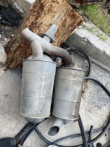 bmw z8: Qazan 70mnt,qapi rezinleri biri 25 mnt, oporni qabaq lar cütü 80mnt — 3