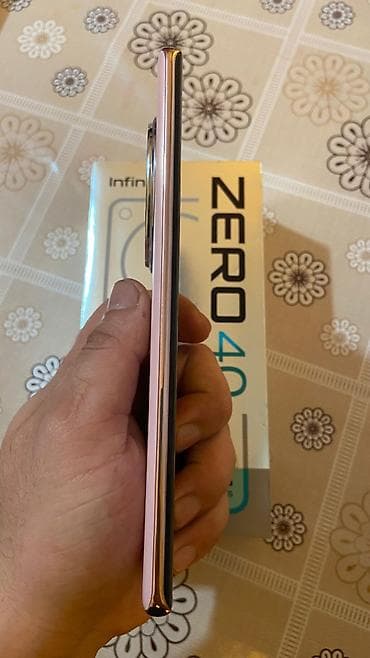 telefon xiaomi: Infinix Zero 40, 256 GB, rəng - Çəhrayı, Sensor — 6