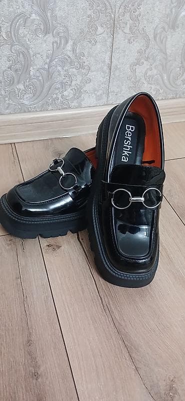 selenium sulfide 2.5 shampoo iran: Bershka, Ölçü: 36, rəng - Qara, Yeni — 2