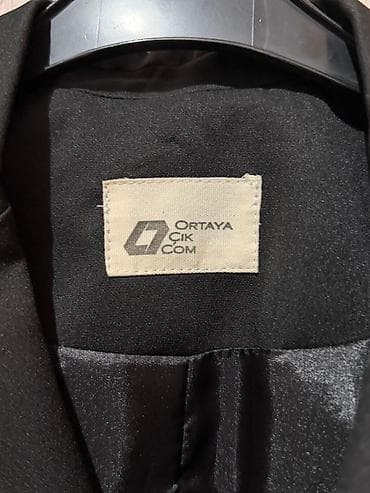 Qısa qara qadın bleyzeri - Ölçü: XS - Brend: Ortaya Çık - Model: qısa — 3