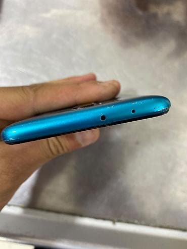 xiaomi redmi note 4 pro: Redmi smartfon – mavi rəng Xüsusiyyətlər: - Arxa tərəfdə AI Quad — 3
