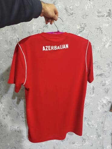 Верхняя одежда: Мужская футболка, Nike, M, цвет - Красный — 3