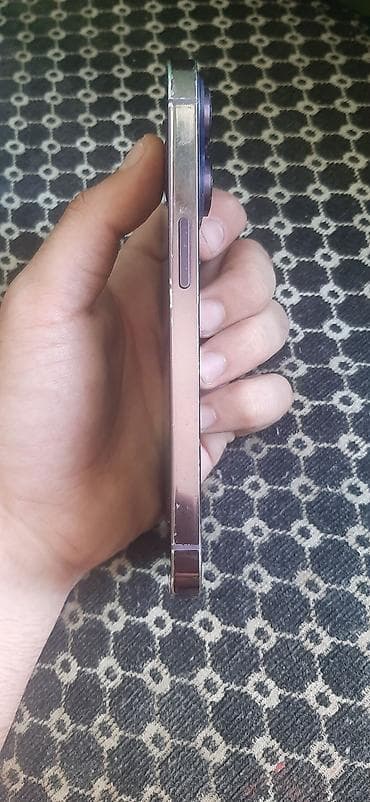 processor core i7: IPhone 14 Pro — 3