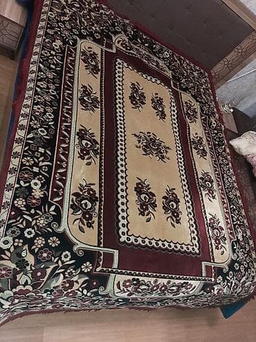 divan ucun ortukler: Divan üçün İşlənmiş Yataq örtüyü — 1