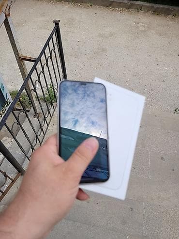 apple qulaqciq: IPhone 11, 128 GB, Ağ, Face ID — 6