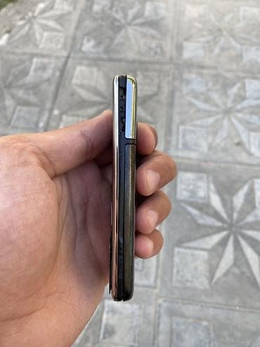 nokia 2600: Nokia 6700 Slide, rəng - Gümüşü, Düyməli — 3