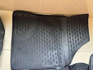 qalofka nədir: Avtomobil üçün 3D rezin ayaqaltı dəsti - Modeləuyğun kəsimli 4 — 5