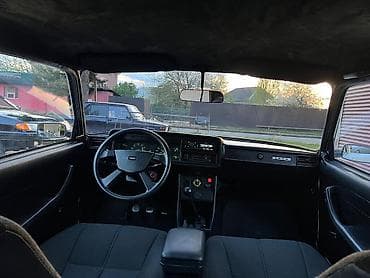 Продажа авто: Lada sedan – klassik model - Kuzov: 4 qapılı sedan, ağ rəng - Salon — 2