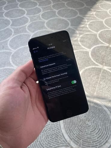 tiktok seyfe: IPhone 7 Plus, 128 GB, Jet Black, Barmaq izi — 1