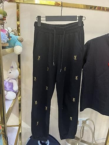 usta geyimi: Qara rəngli idman şalvarı - Model: Jogger kəsim - Material: Yumşaq — 1