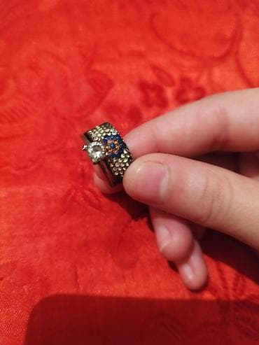 yeni il corablari: Üzük — 1