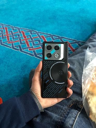 god war ps4: Infinix GT 20 Pro, 256 GB, rəng - Gümüşü — 8