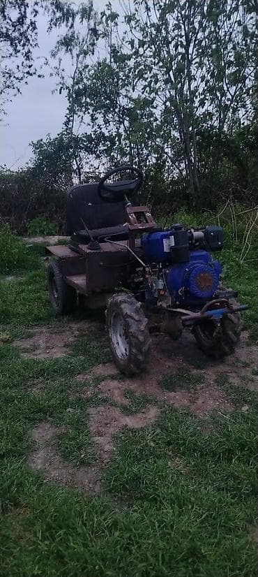 mersedes e klas: 4 təkər motoblok yığmişam moto blok la birgədə satılır təkdə təzə — 1