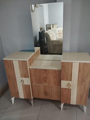 tək dolablar: Yeni, Güzgülü — 2