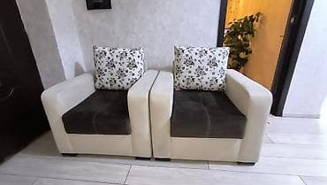 kiroslo: Kreslo, Parça — 2