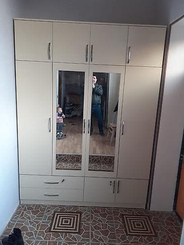 wifaner: Dolab sifarisle yigilir En 180 sm Hundurluk 230 sm Derinlik 55 sm Reng — 1