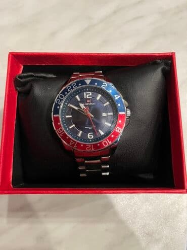 Boşqablar: Qol saatı, NaviForce — 2