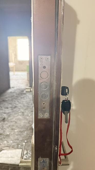 demir bezekler: Paketsiz olan nümunədi Hündürlüyü-1.94 Eni-85 Dəmir giriş qapısı – — 3